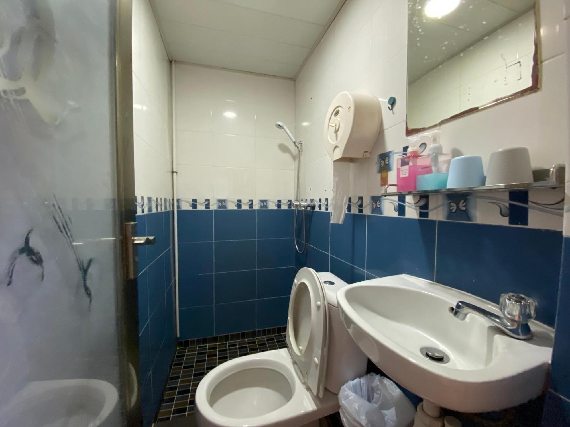 Comfort Hostel Hong Kong Exterior photo