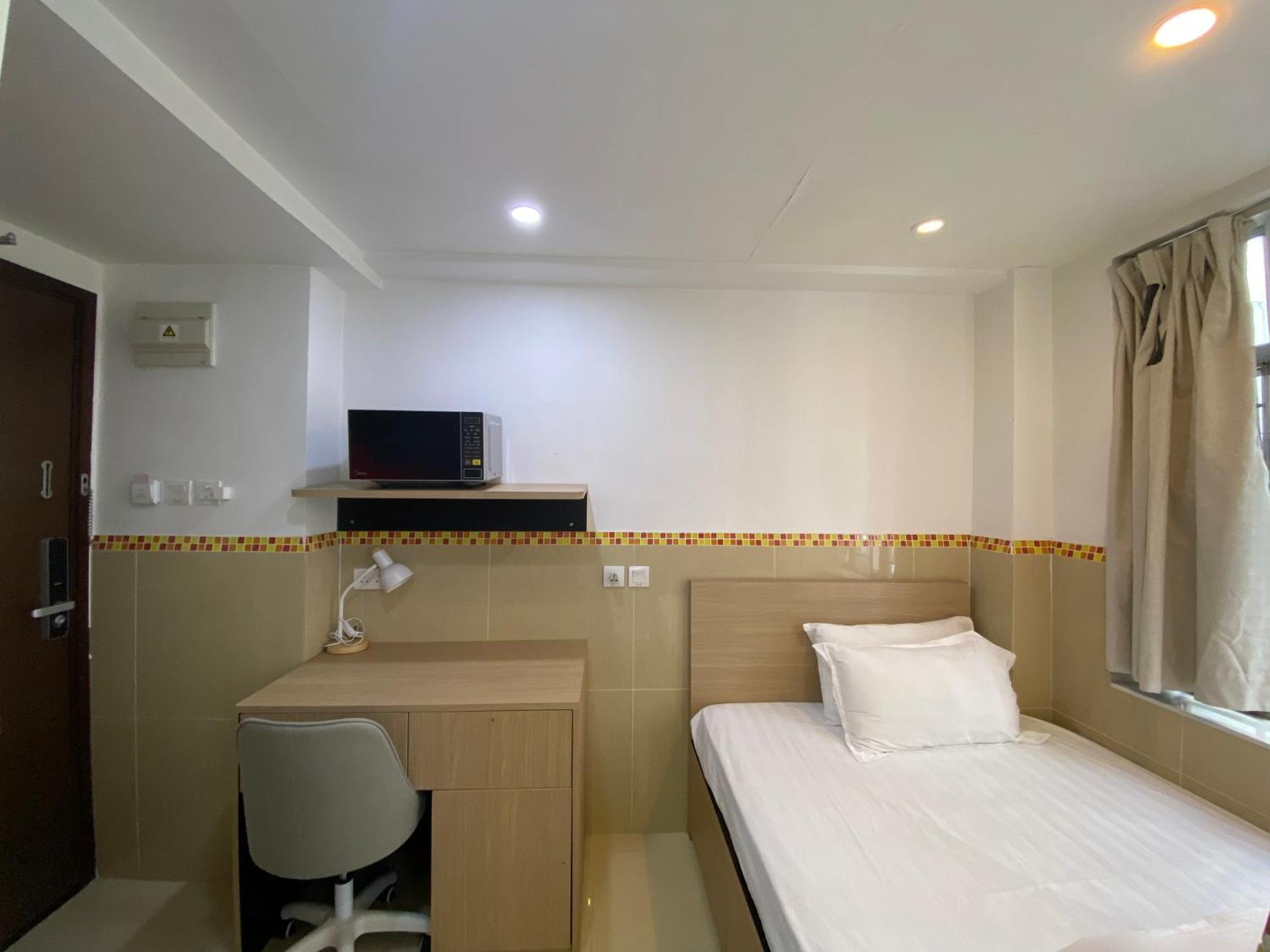 Comfort Hostel Hong Kong Exterior photo