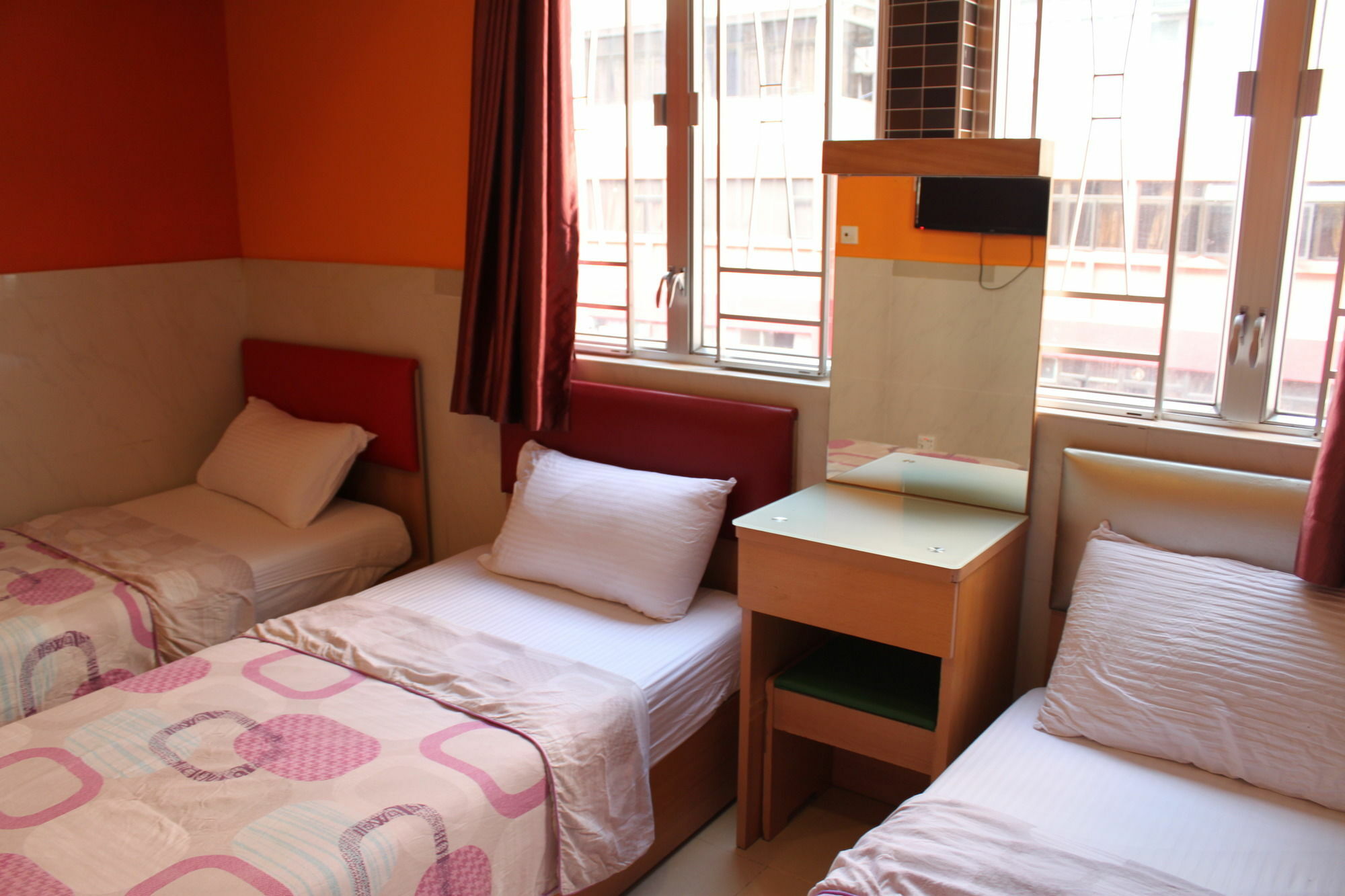 Comfort Hostel Hong Kong Exterior photo
